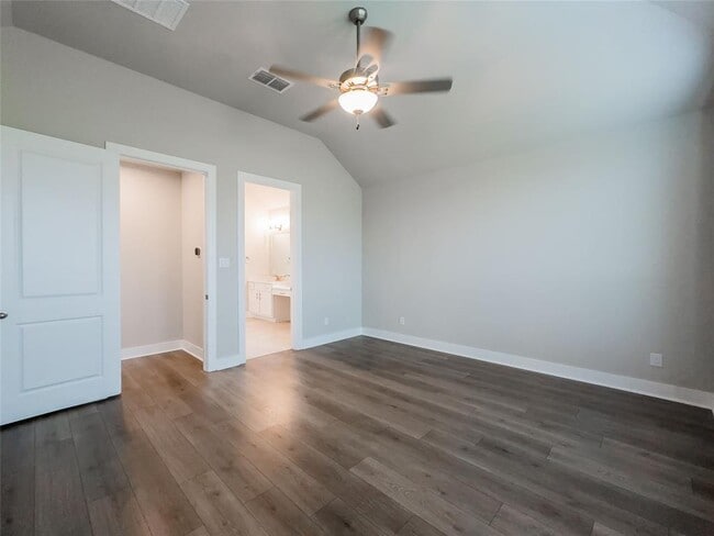 Building Photo - 337 Alicante Ln