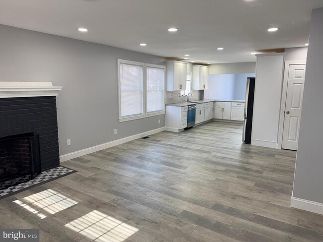 Building Photo - 109 Paoli Pike