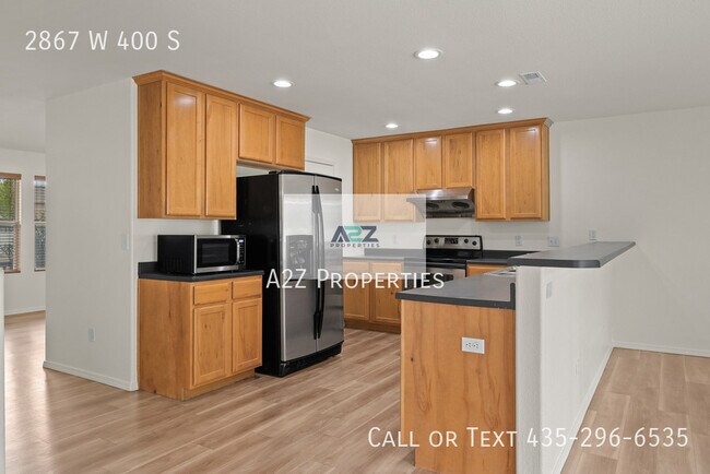 Building Photo - 2867 W 400 S