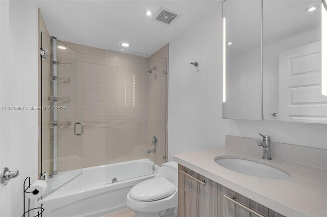 Building Photo - 6700 Indian Creek Dr