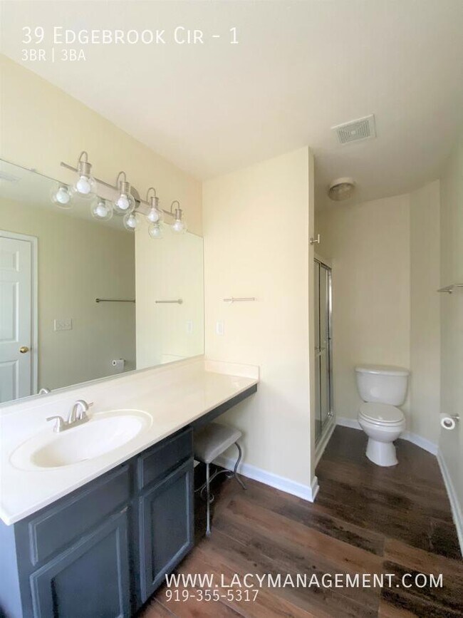 Building Photo - 39 Edgebrook Cir