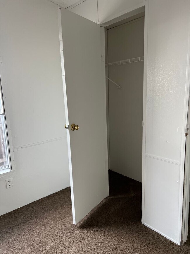 Building Photo - Welcome to the charming Riverdale Farms subdivision in Thornton, CO, where a delightful 3-bedroom...