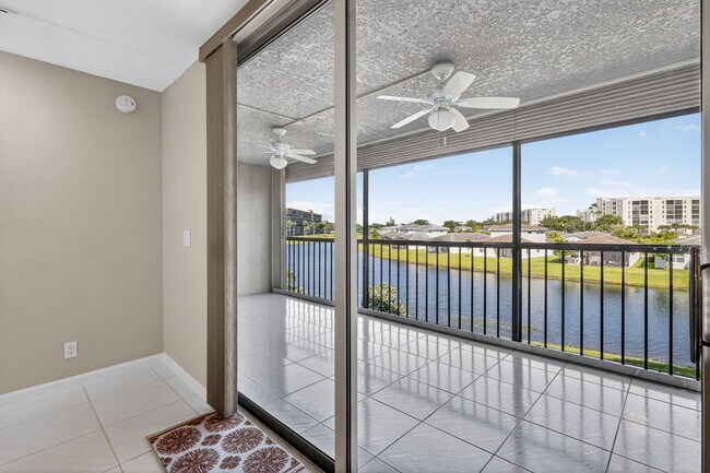 Building Photo - 14747 Cumberland Dr