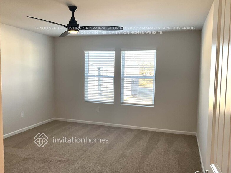 Building Photo - 207 White Flds Ave