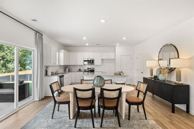 Building Photo - 1429 Hunter Trl
