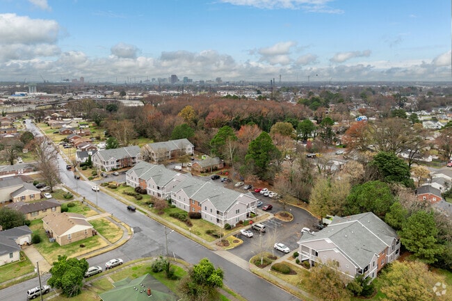 Aerial Photo - Oakdale Square