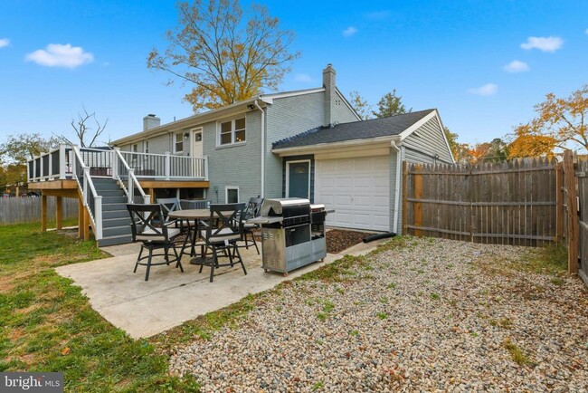 Building Photo - 6906 Berkshire Dr