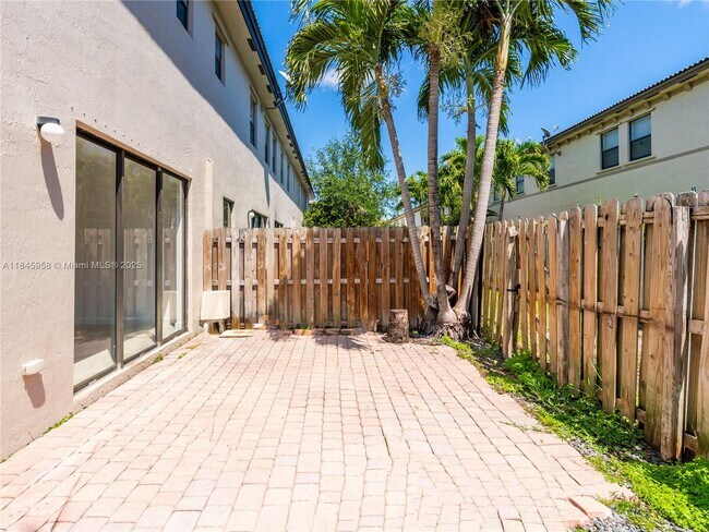 Building Photo - 11382 SW 236th St