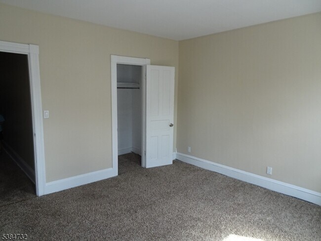 Building Photo - 59 Filmore St