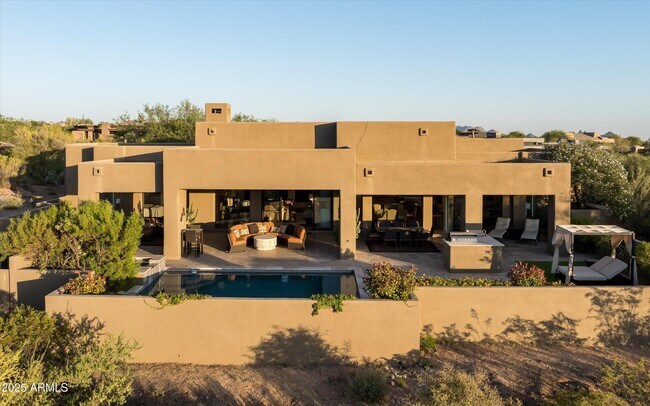 Building Photo - 9894 E Miramonte Dr