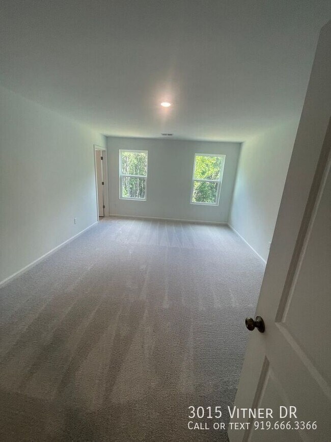 Building Photo - 3015 Vitner Dr