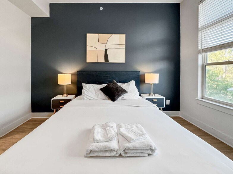 Building Photo - 2901 Indiana St