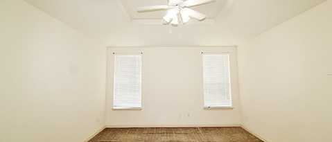 Building Photo - 6218 Bentwood Dr