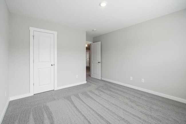 Building Photo - Brand New Construction Luxury Townhome in ...