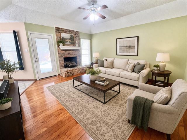 Building Photo - 6813 Hadley Dr