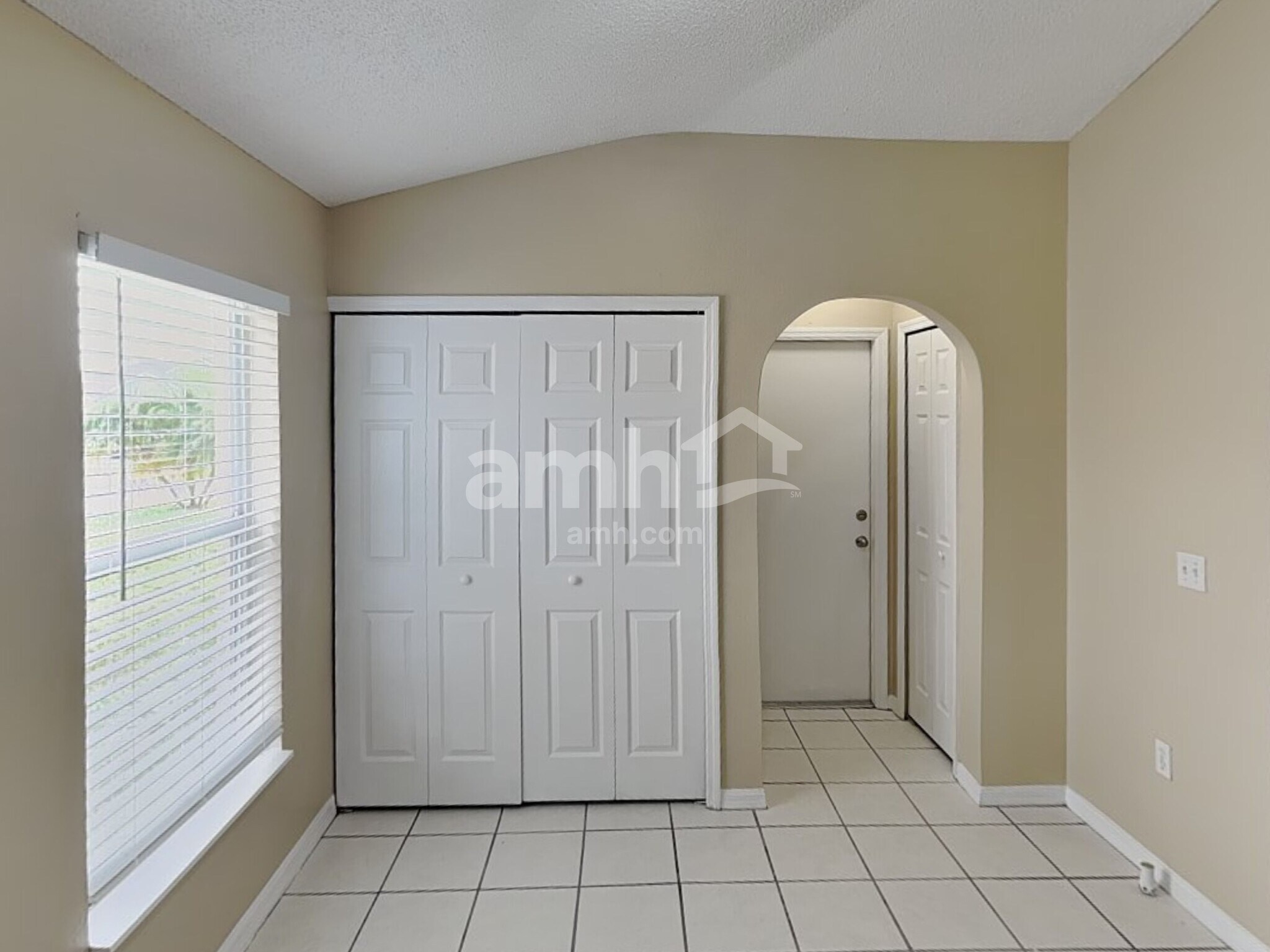 Building Photo - 11323 Camus Ln