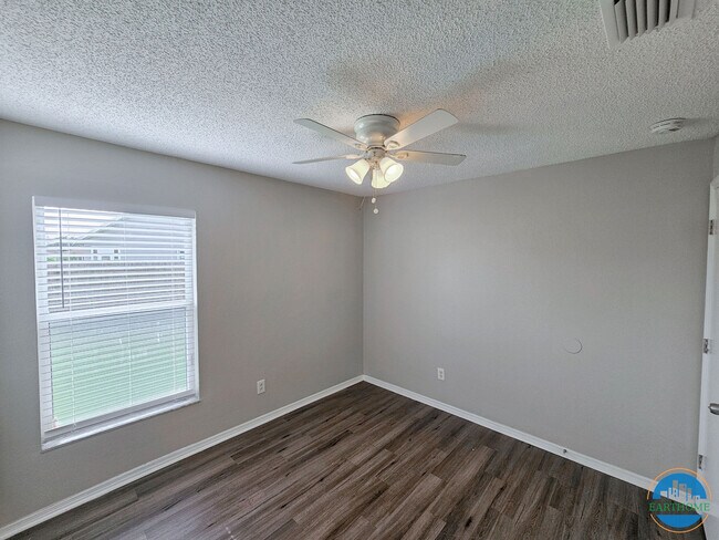 Building Photo - 12506 Vision Way