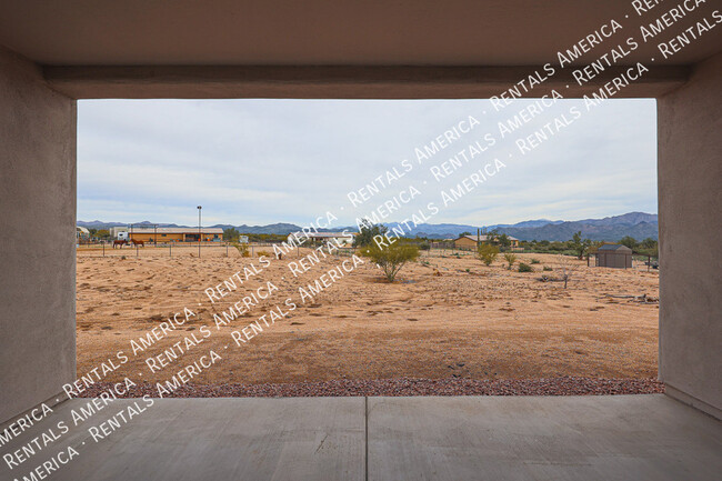 Building Photo - 16720 E Melanie Dr