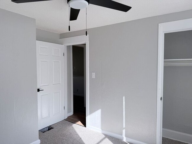 Building Photo - Newly Remolded 2 Bedroom Home on the Southside w/2 Car Detached Garage!