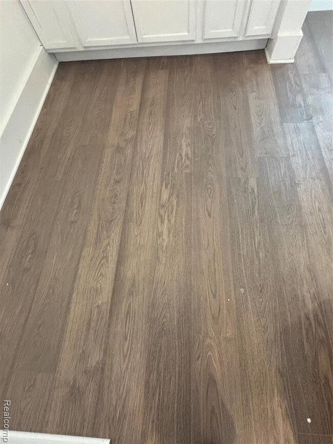 Building Photo - 3008 Cortland St