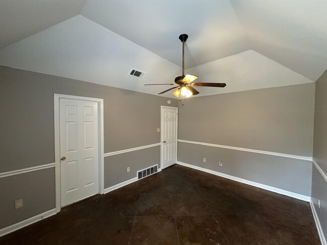 Building Photo - 5534 Lacey Cove
