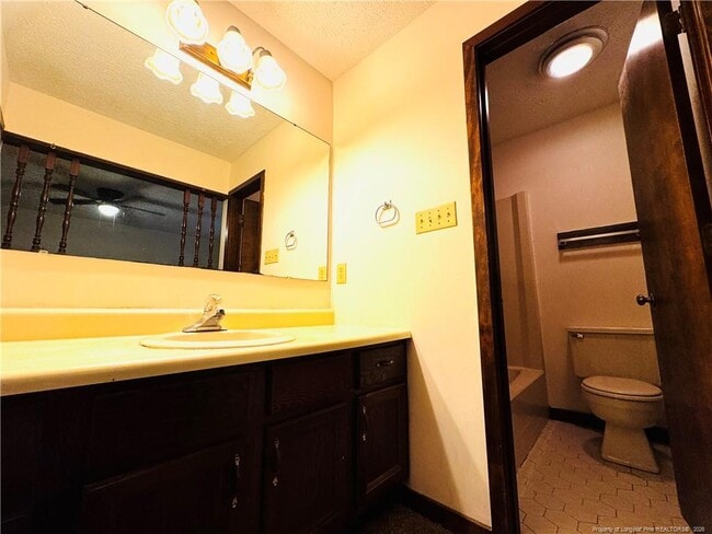 Building Photo - 446 Wilder Dr