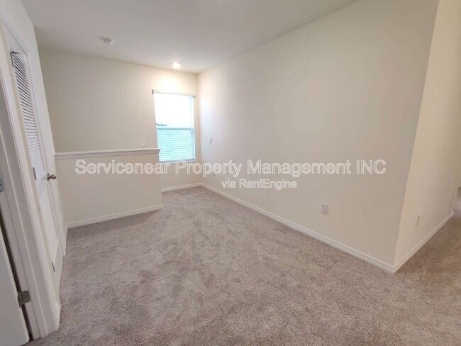Building Photo - 32614 Canyonlands Dr
