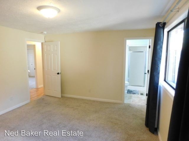 Building Photo - 3 br, 2 bath House - 3678 Silverstone Dr NE