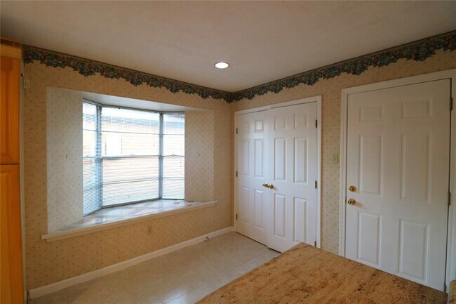 Building Photo - 7911 Fawn Terrace Dr