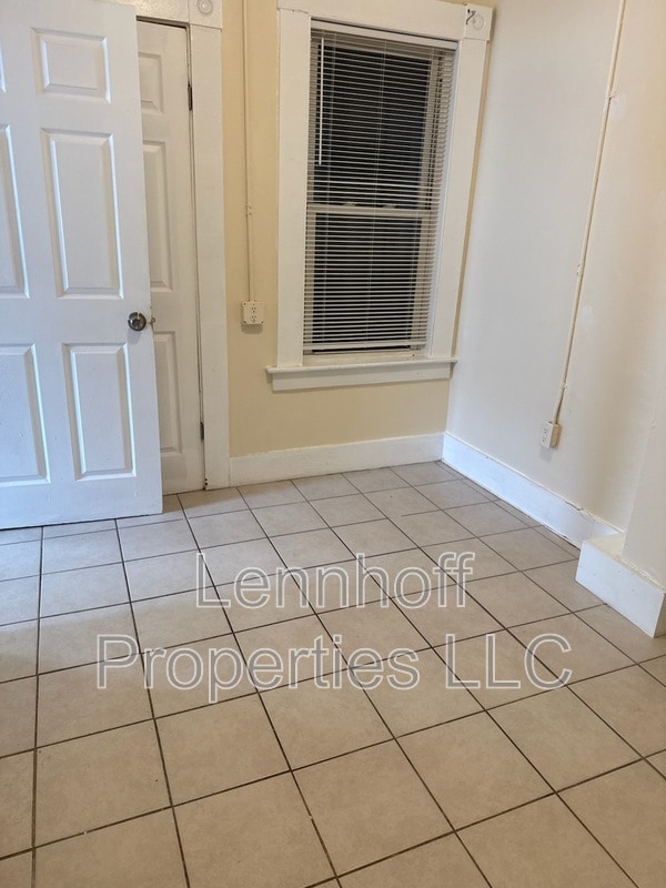 Building Photo - 159-167 S Union Street - 161-3R