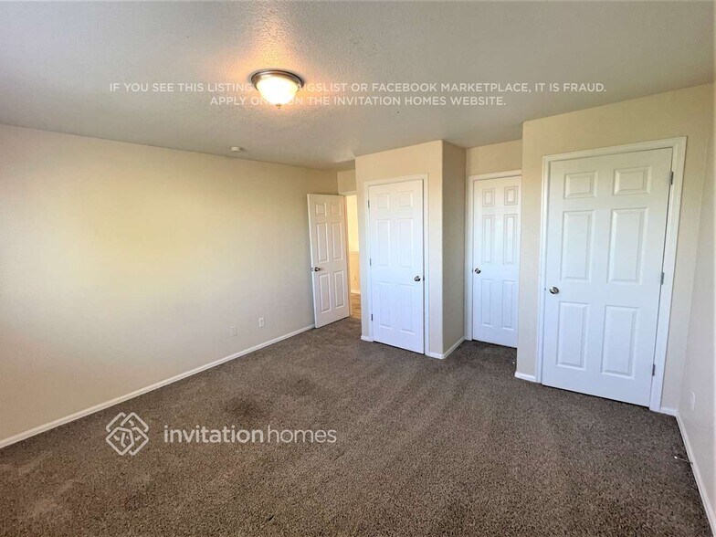 Building Photo - 9848 Kenton Cir