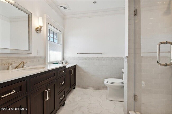 Building Photo - 102 Inlet Terrace