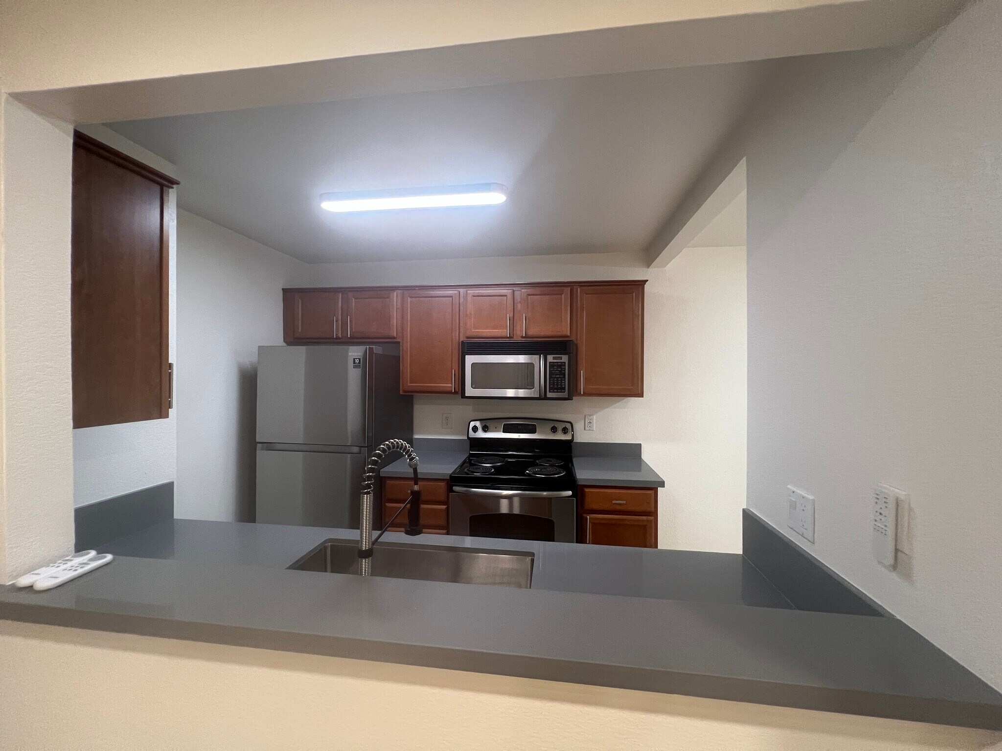 Building Photo - 3388 Red Cedar Ter