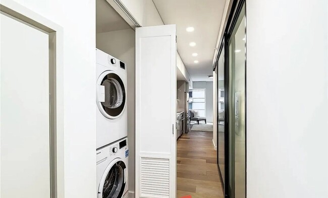 Building Photo - Brand New One Bedroom for Rent at Fabulous...