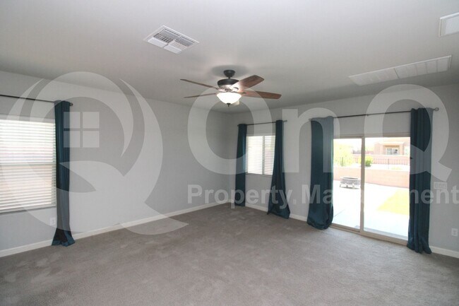 Building Photo - 11561 W Tom Henry Way