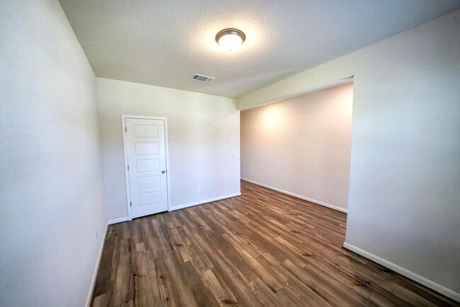 Building Photo - Beautiful Home Now Available in Orchard Pa...