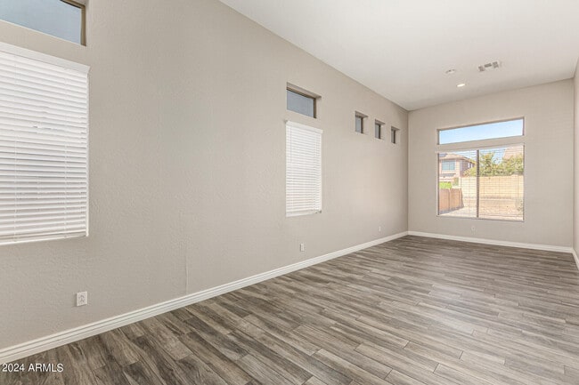 Building Photo - 3550 W Magellan Dr