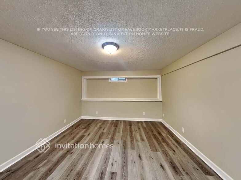 Building Photo - 8800 Hillside Trail S