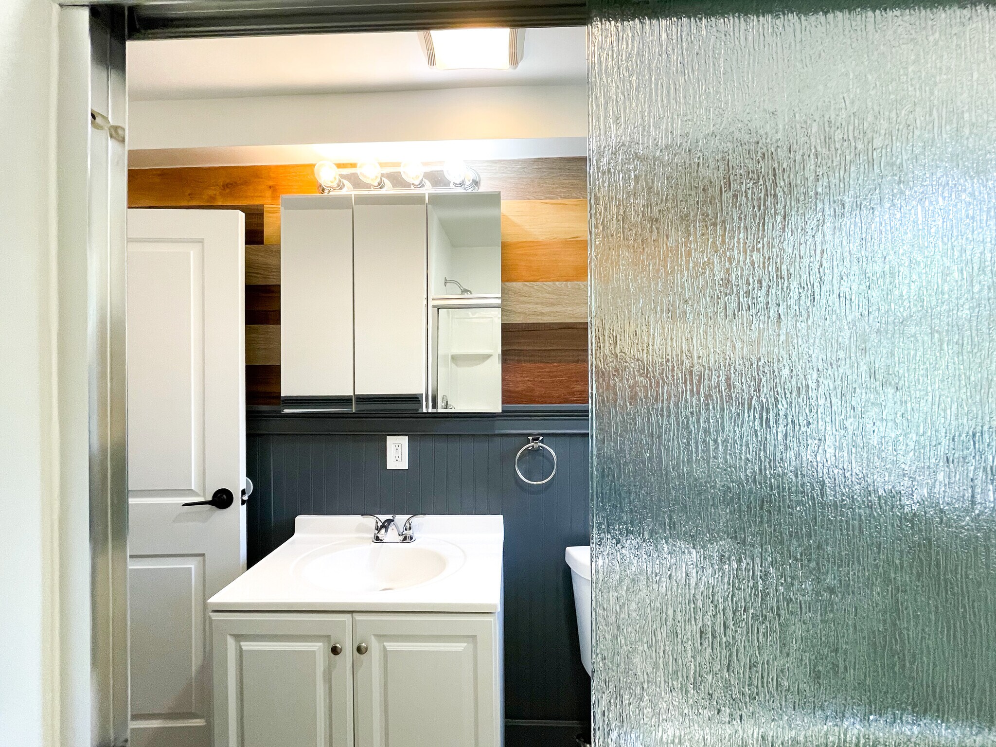 Building Photo - 4027 Beechwood Blvd