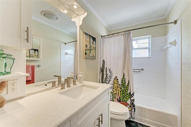 Building Photo - 6000 Bayou Grande Blvd NE