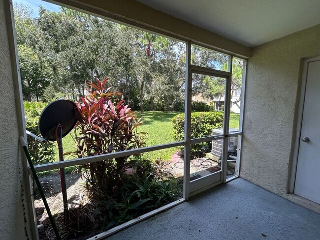 Building Photo - 12477 Berkeley Square Dr