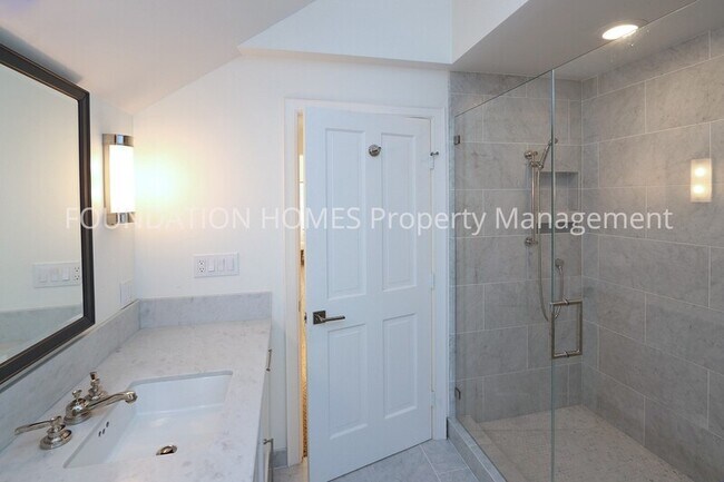 Building Photo - 62 Miwok Dr
