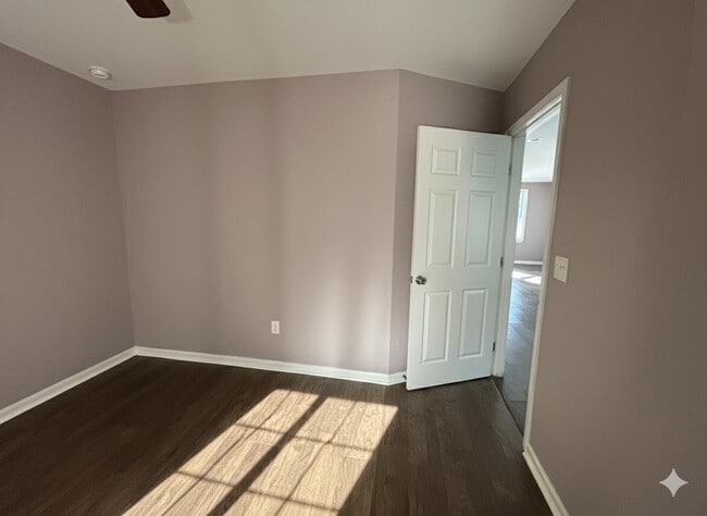Building Photo - 1348 Austin St