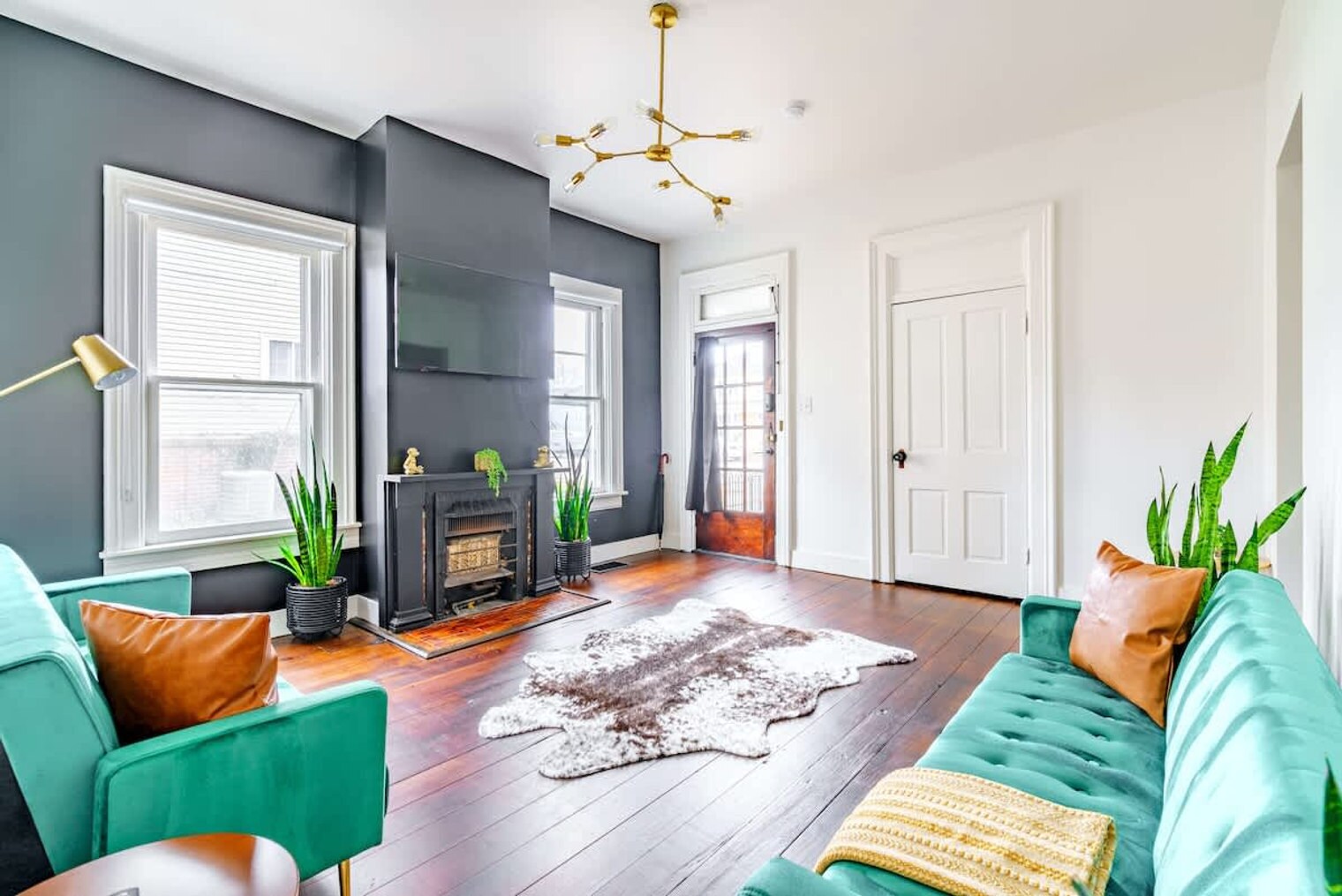 Building Photo - 241 W Water St