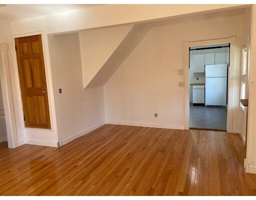 Building Photo - 42 Dennison Ave