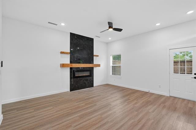 Building Photo - 2113 Henry St