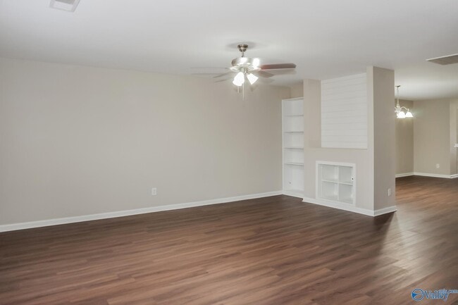 Building Photo - 141 Wethersfield Dr
