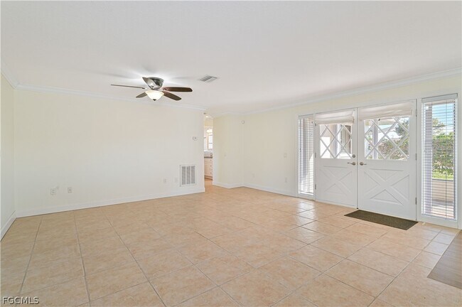 Building Photo - 711 Monterey Ave