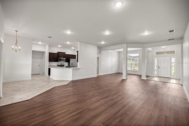 Building Photo - 5826 SW 83rd Ln