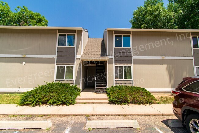 Building Photo - 3950 Manhattan Ave